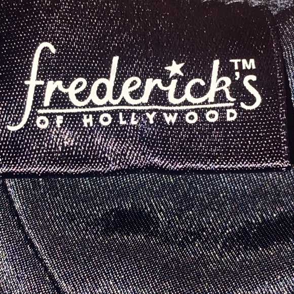 FREDRICKS OF HOLLYWOOD WO SIZE 12 BLACK FLOWY HALTER STULE DRESS SEMI BACKLESS - Picture 2 of 14